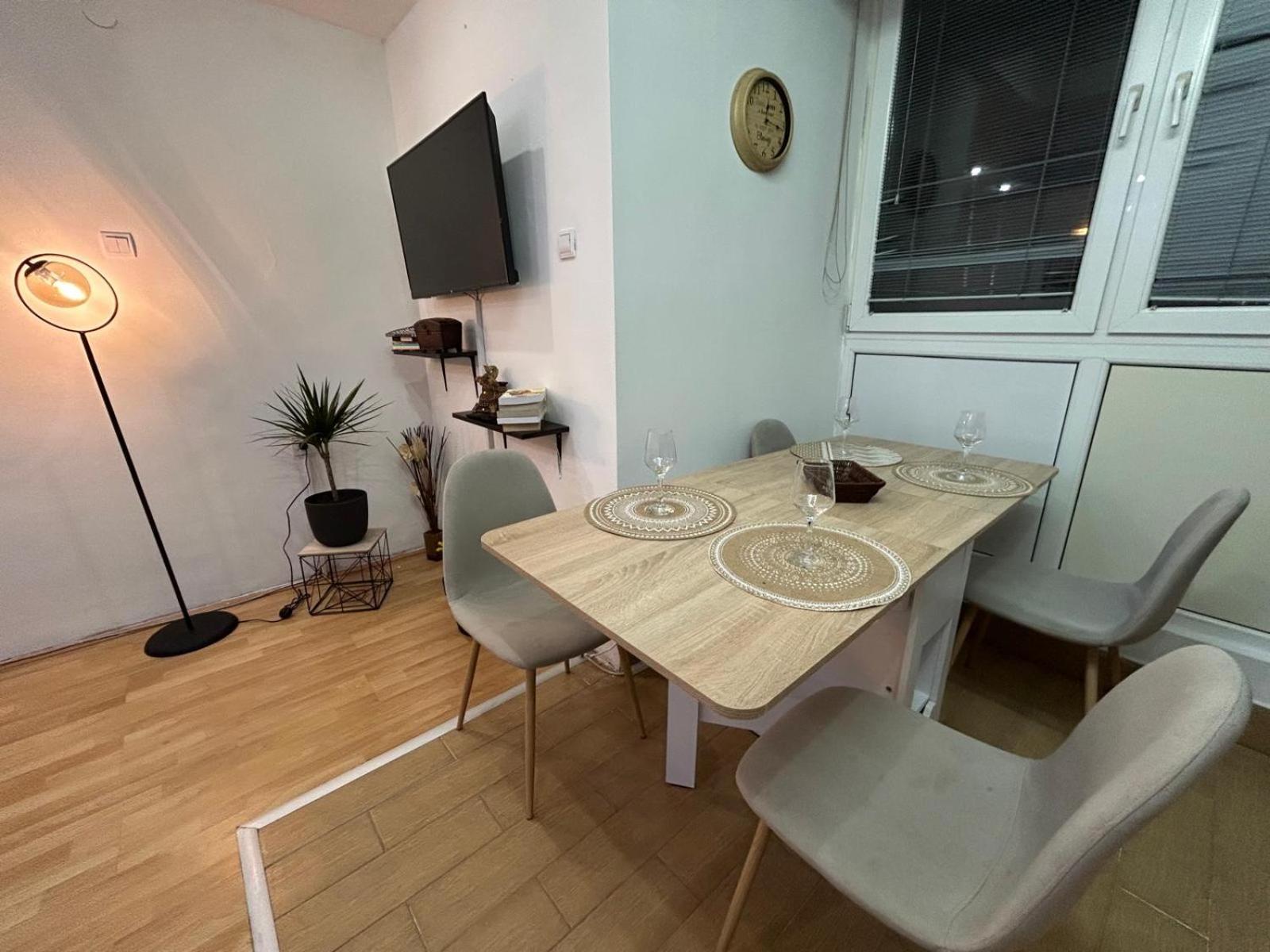 Elena Apartment 2 斯科普里 外观 照片